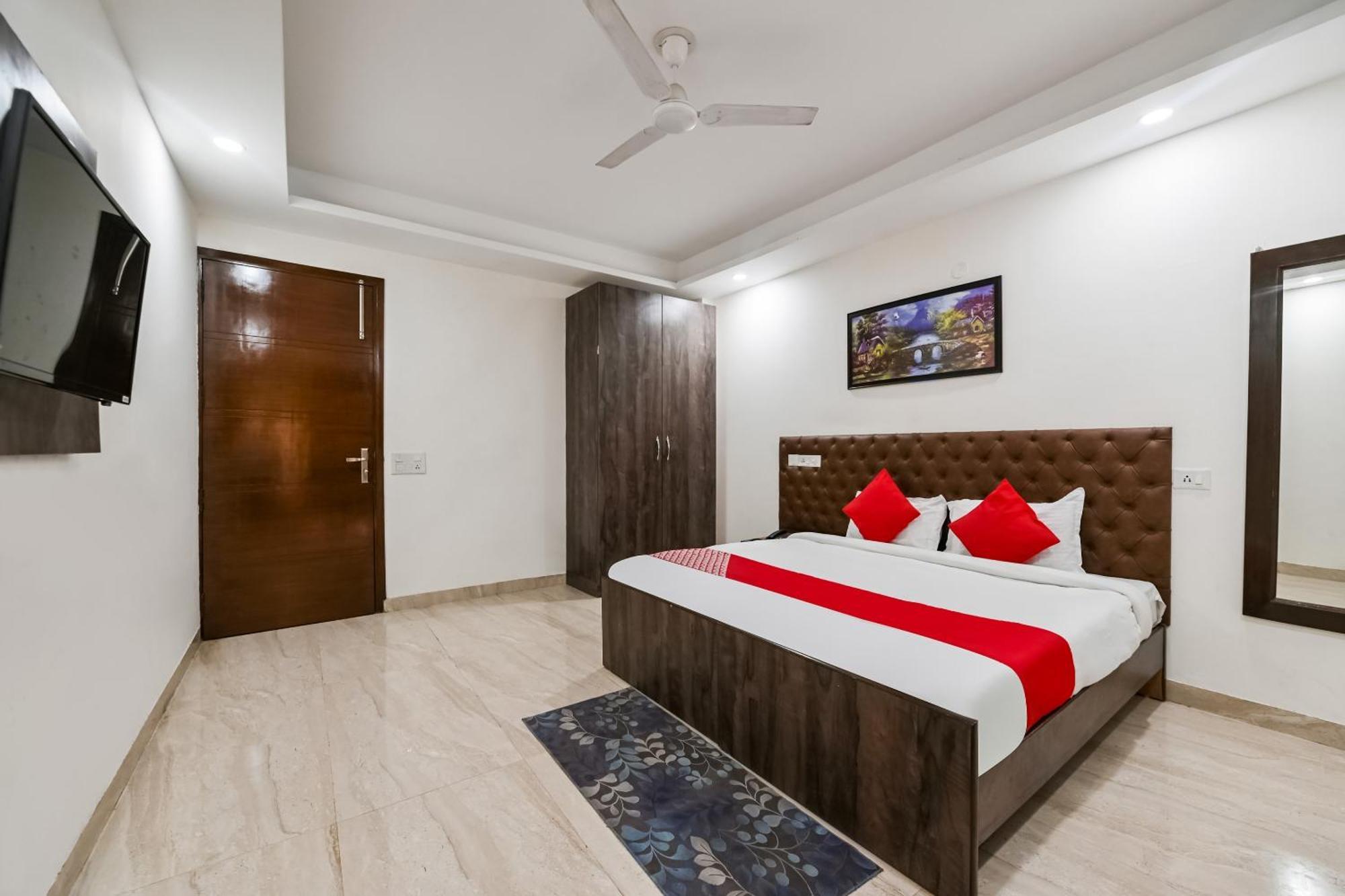 Hotel O Premium Rooms Chhatarpur Nové Dillí Exteriér fotografie