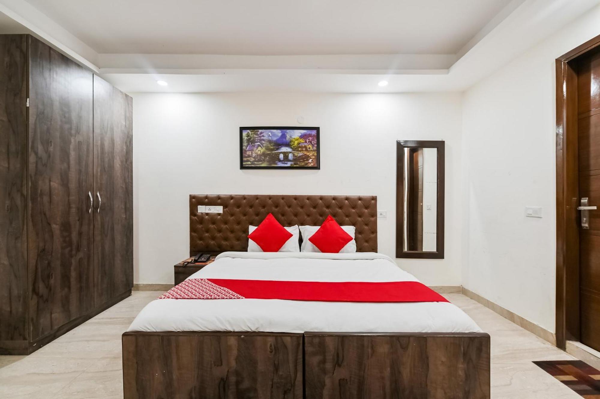 Hotel O Premium Rooms Chhatarpur Nové Dillí Exteriér fotografie