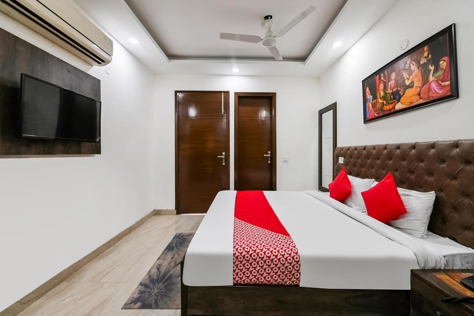 Hotel O Premium Rooms Chhatarpur Nové Dillí Exteriér fotografie