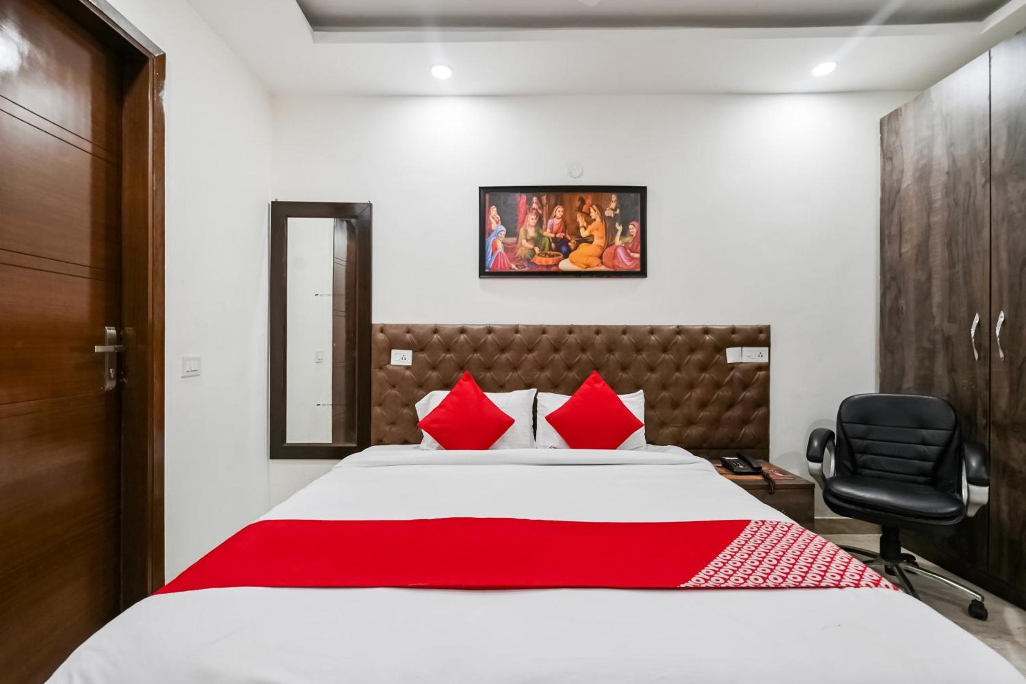 Hotel O Premium Rooms Chhatarpur Nové Dillí Exteriér fotografie
