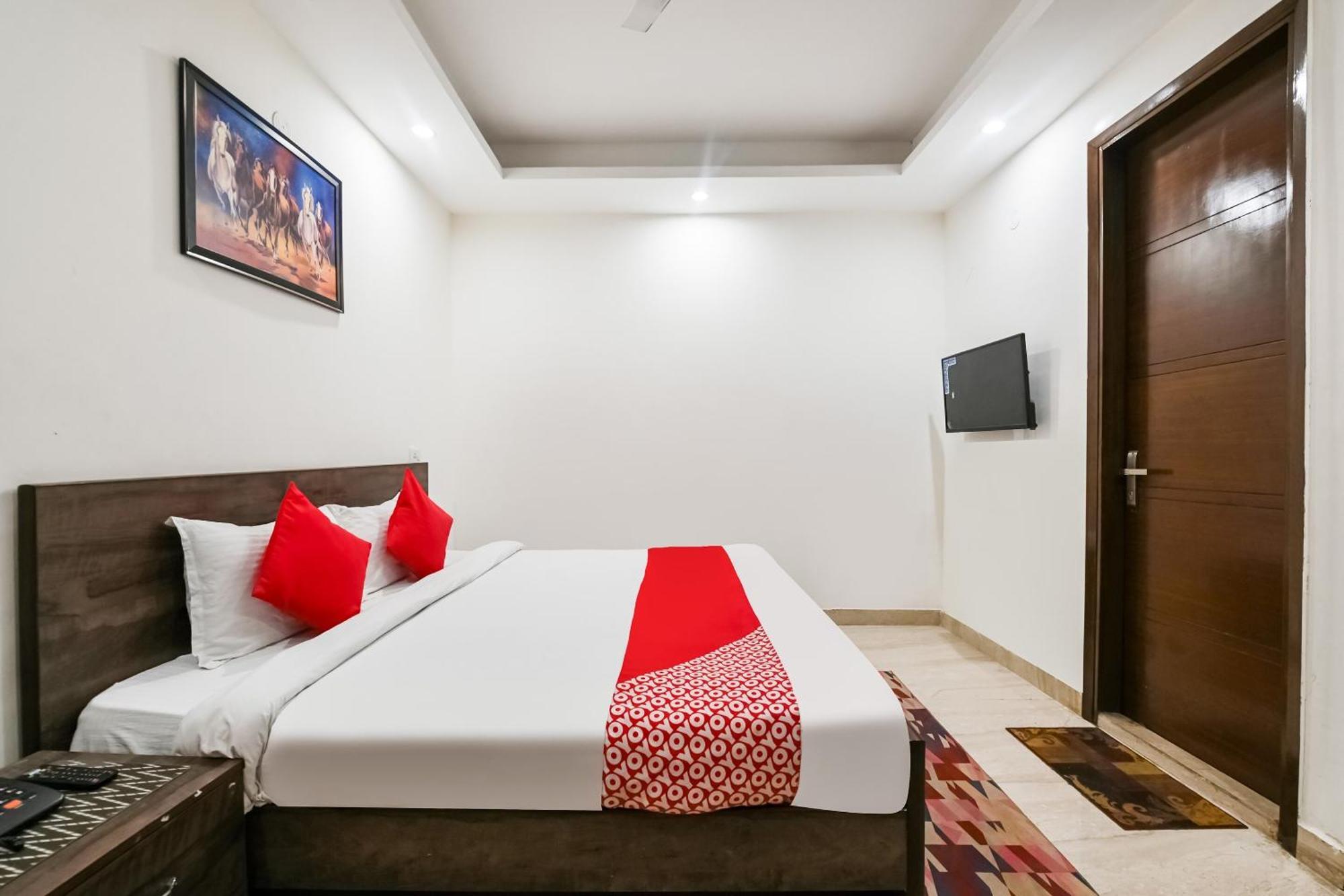 Hotel O Premium Rooms Chhatarpur Nové Dillí Exteriér fotografie